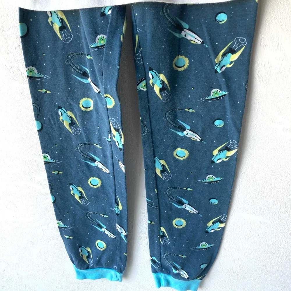 Carter’s Astronaut Short Sleeve Pajama Set Size 8